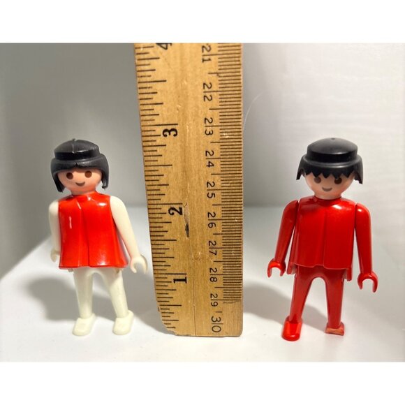 Vintage Playmobil Figures Set Of 2 Red & White Boy Girl - Picture 6 of 8